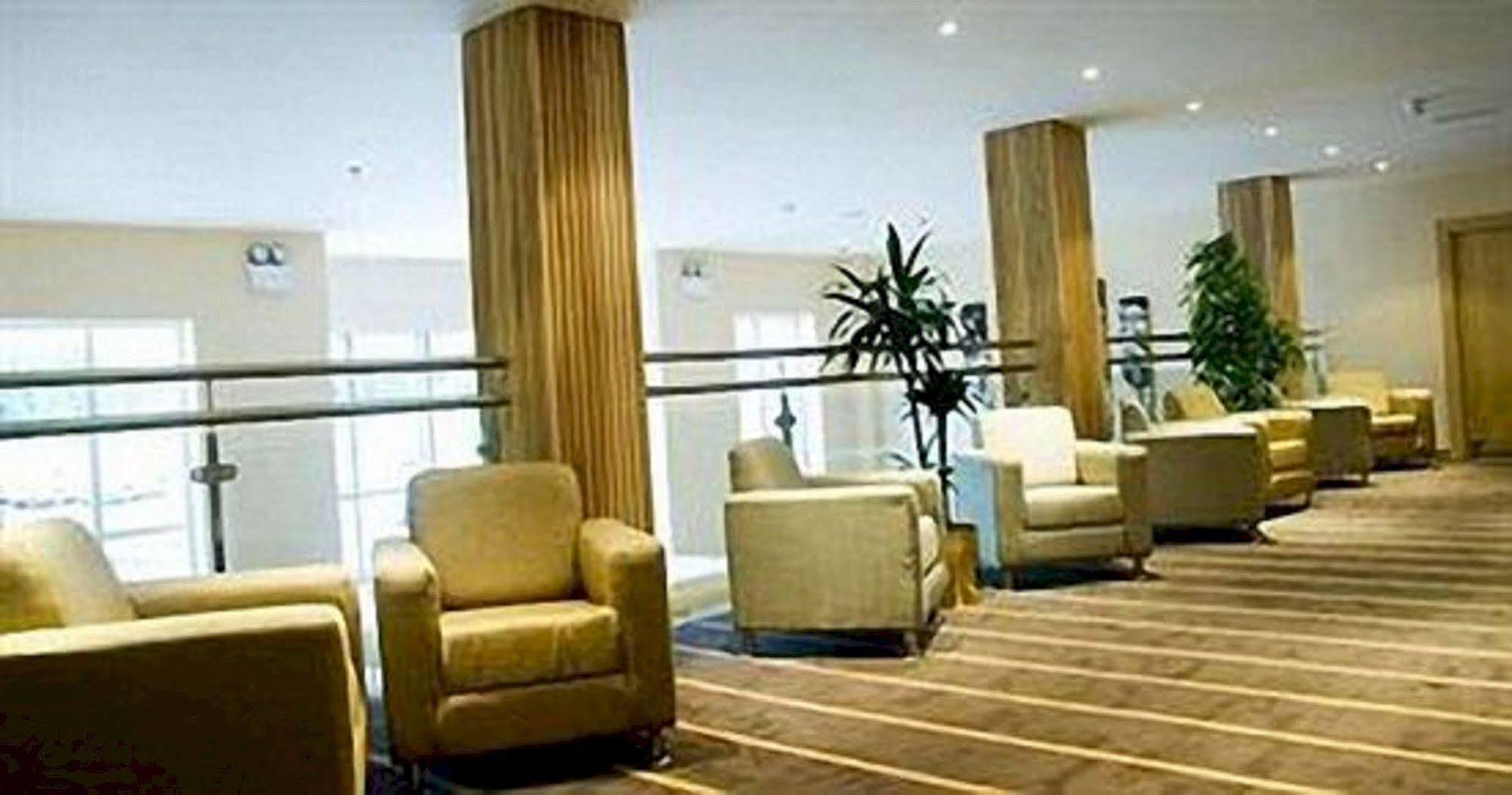 Breaffy Woods Hotel Castlebar Eksteriør bilde